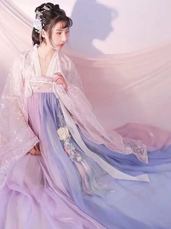Original Hanfu Female Embroidery Fresh Chebula Skirt Han Elements A Complete Set Of New Models Spring SET Pink Color
Original Hanfu Female Embroidery Fresh Chebula Skirt Han Elements A Complete Set Of New Models Spring SET Pink Color