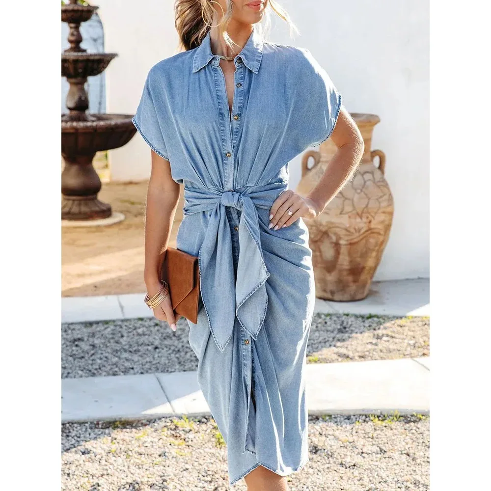 Summer for Women's Denim Blue Shirt Dress Vintage Fashion Button Lapel Wrinkle Lace Up Slim Elegant Female Denim Mid Long Dress
Summer for Women's Denim Blue Shirt Dress Vintage Fashion Button Lapel Wrinkle Lace Up Slim Elegant Female Denim Mid Long Dress