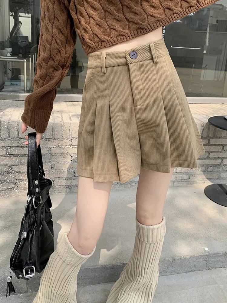 Korean style Autumn Winter High Waist Pleated Shorts Women Corduroy A-line Wide Leg Trouser Korean All-match Shorts
Korean style Autumn Winter High Waist Pleated Shorts Women Corduroy A-line Wide Leg Trouser Korean All-match Shorts