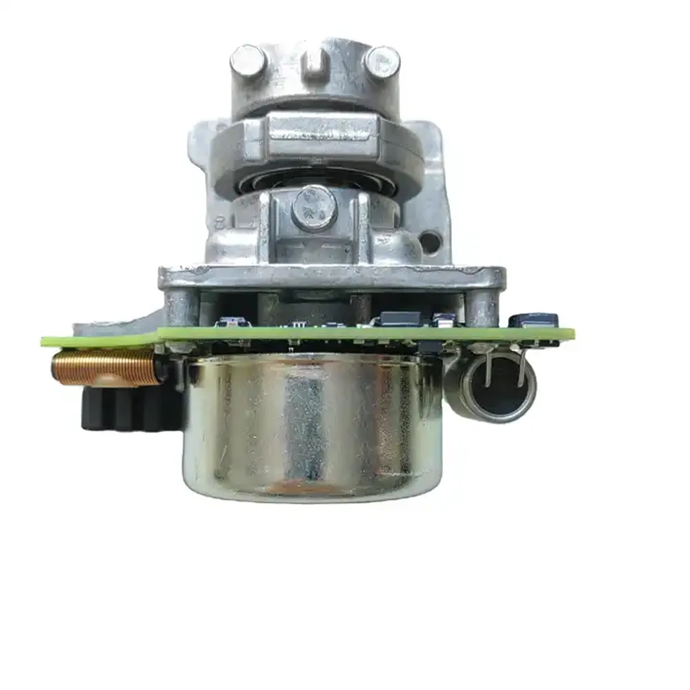 New Urea Pump Motor SCR Urea Post-Processing Motor 612640130088 F00BH40180 9913513001 2.2
New Urea Pump Motor SCR Urea Post-Processing Motor 612640130088 F00BH40180 9913513001 2.2
