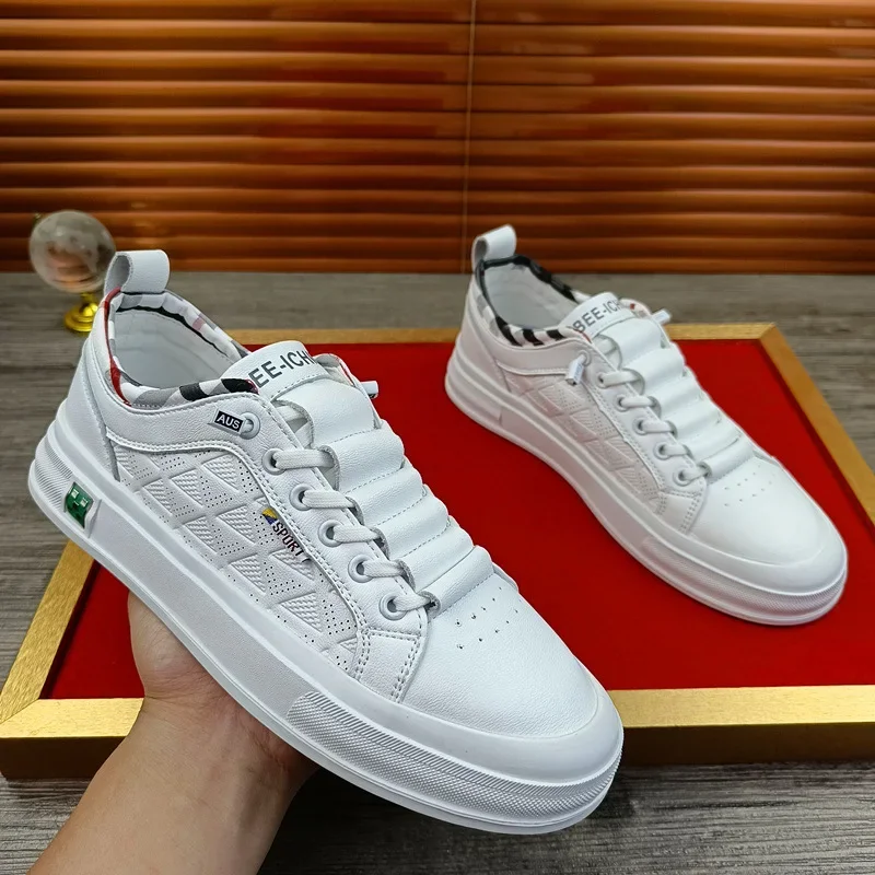 White shoes spring and fall new hundred with a foot stirrup shoes leather fashion men's trend of breathable casual men's shoes
White shoes spring and fall new hundred with a foot stirrup shoes leather fashion men's trend of breathable casual men's shoes