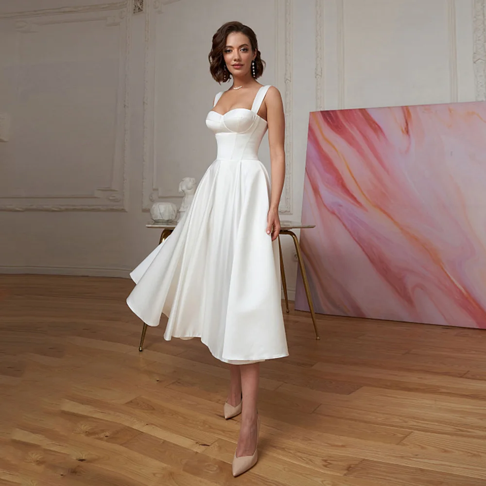 Short Wedding Dresses 2023 Sexy Sweetheart Sleeveless Simple Bridal Modern Mid-Calf Satin Bride Gowns Backless Vestidos Novia
Short Wedding Dresses 2023 Sexy Sweetheart Sleeveless Simple Bridal Modern Mid-Calf Satin Bride Gowns Backless Vestidos Novia