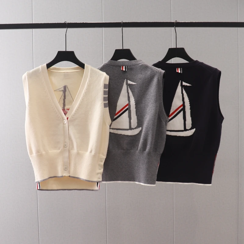Autumn front short back long college wind back sailboat V-neck sleeveless knit cardigan vest vest for women
Autumn front short back long college wind back sailboat V-neck sleeveless knit cardigan vest vest for women