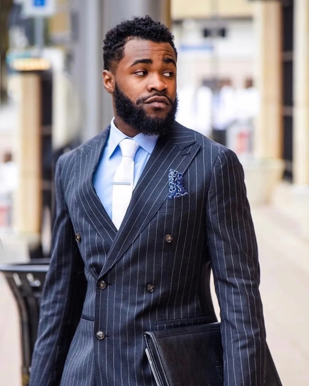 Костюм мужской двубортный в темную полоску, Элегантный Приталенный Блейзер с лацканами, смокинг для жениха, костюм для выпускного вечера, 2 шт.
Костюм мужской двубортный в темную полоску, Элегантный Приталенный Блейзер с лацканами, смокинг для жениха, костюм для выпускного вечера, 2 шт.