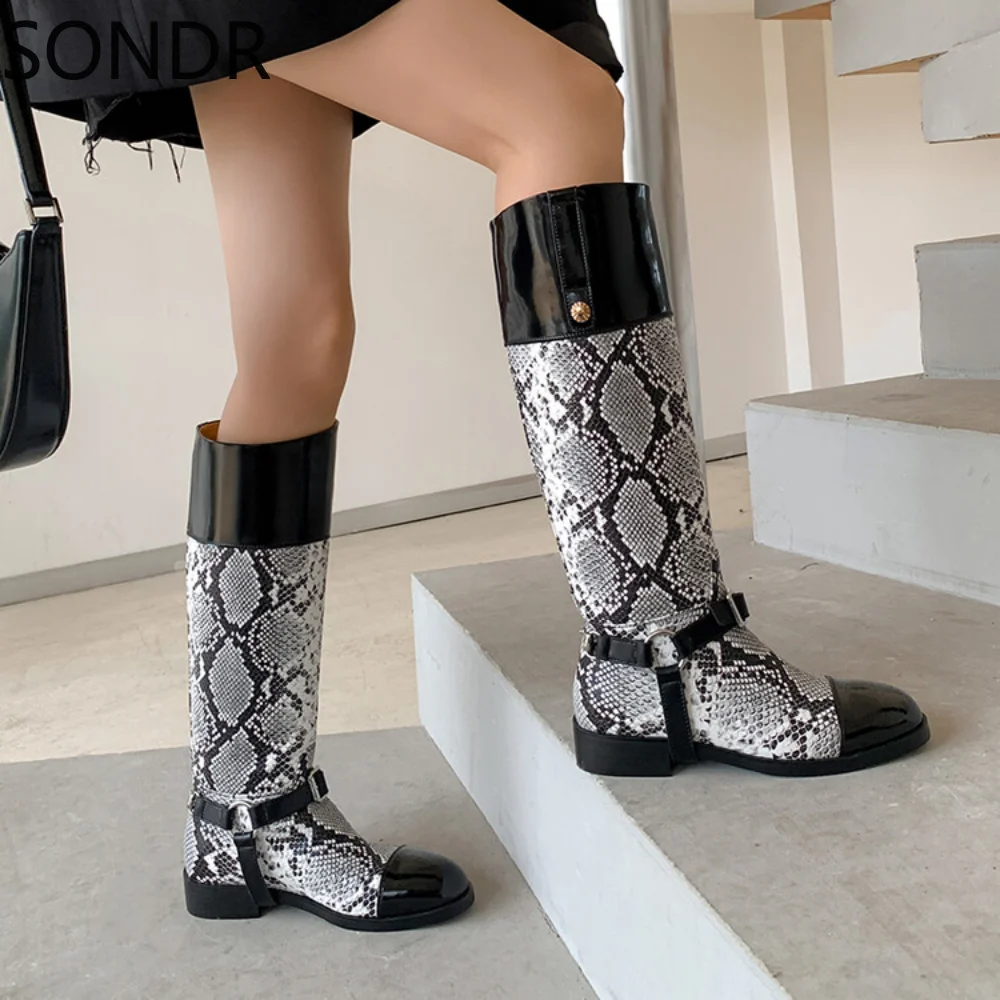 Womens Genuine Leather Knee Thigh Boots Belt Buckle Low Heel Snake Pattern Match Colors Western Chelsea Shoes Riding New 2023
Womens Genuine Leather Knee Thigh Boots Belt Buckle Low Heel Snake Pattern Match Colors Western Chelsea Shoes Riding New 2023