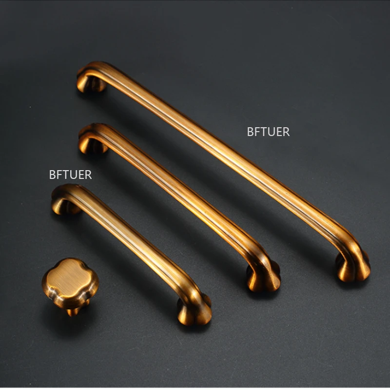Modern Cabinet Knobs Furniture Drawer Pulls Handles Home Hardware Zinc Alloy Bright Gold Brown Kitchen Cabinet Door Handle
Modern Cabinet Knobs Furniture Drawer Pulls Handles Home Hardware Zinc Alloy Bright Gold Brown Kitchen Cabinet Door Handle
