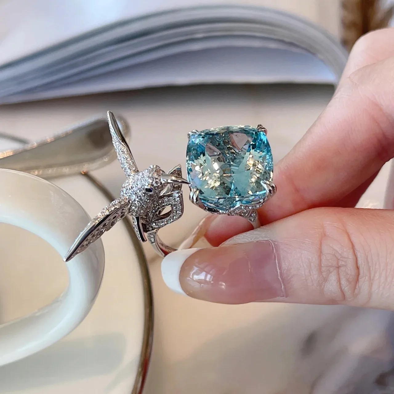 

New Fashion Seagull Ring Women Blue Diamond Opening 925 Stamp Temperament Luxury Square Aquamarine Jewelry Party Birthday Gift