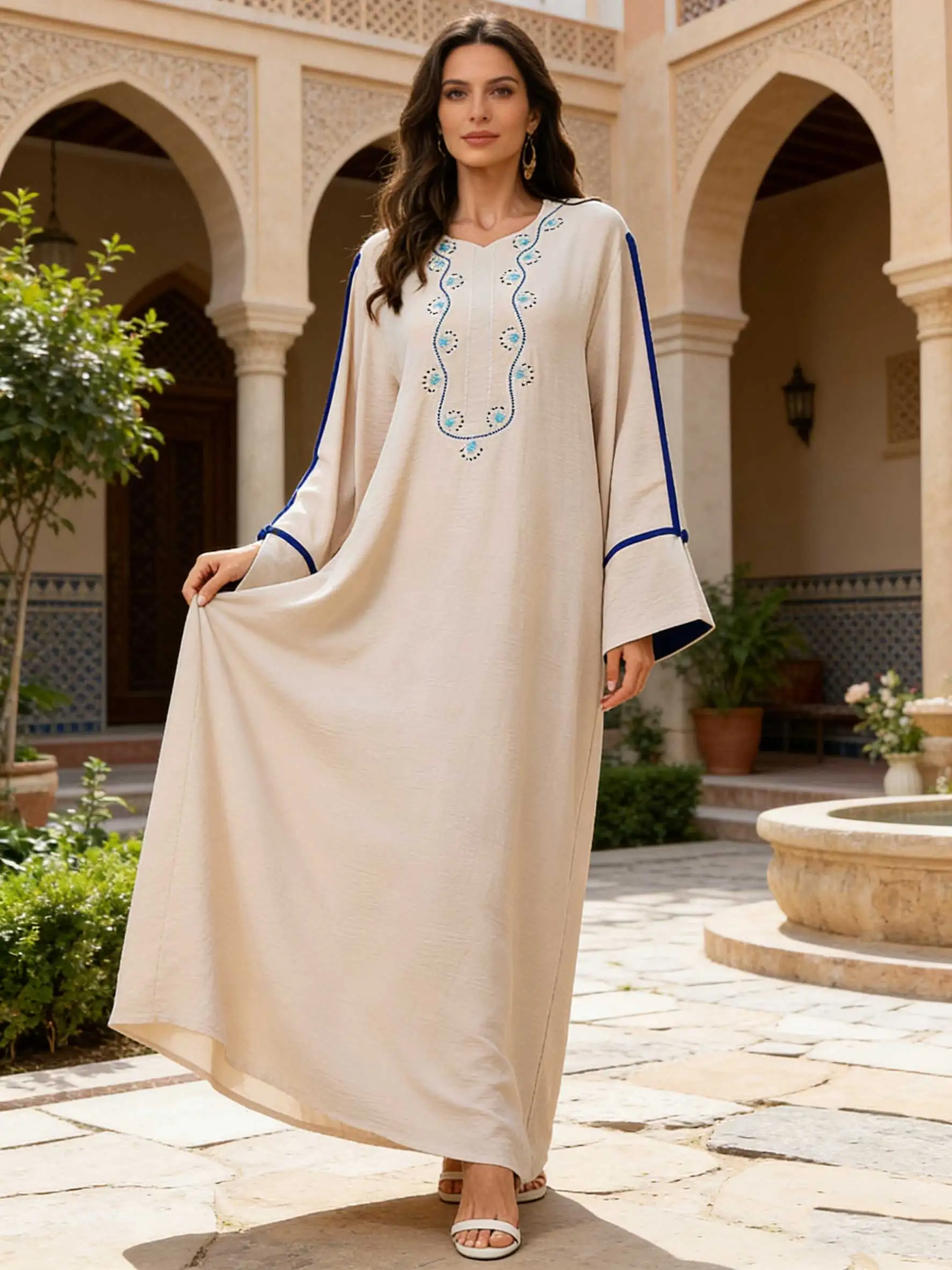 عباية بيج مع تطريز أزرق وأكمام جرس متباينة للنساء قفطان مغربي إسلامي جلابية دبي العربية عباية بيج مع تطريز أزرق وأكمام جرس متباينة للنساء قفطان مغربي إسلامي جلابية دبي العربية