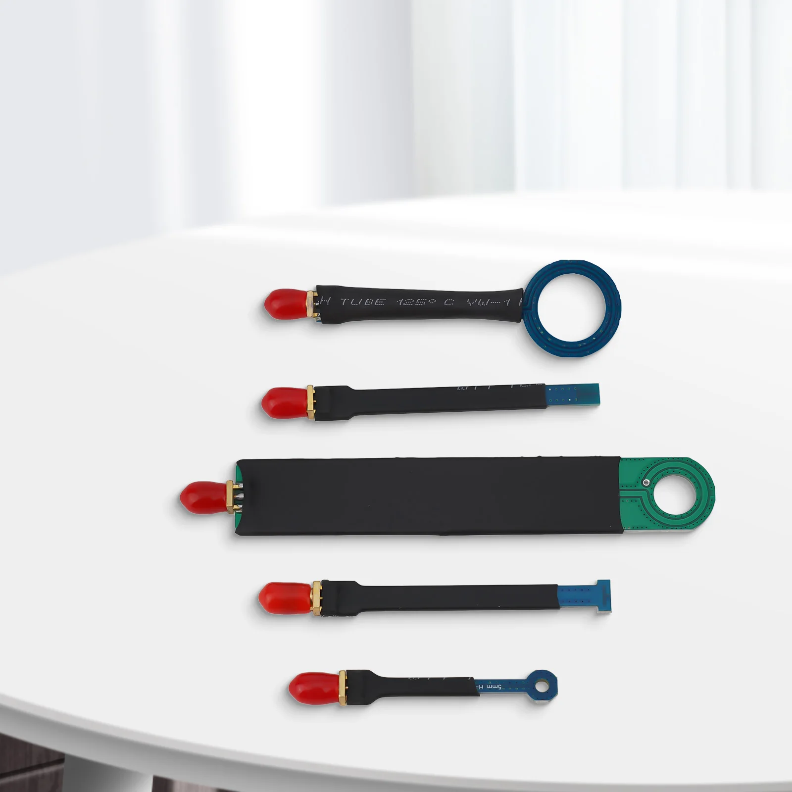Magnetic Field Antenna EMI EMC Analysis 5 Antennas 9K-3G Antennas Large Heat Dissipation Outer Tooth Inner Hole SMA Female
Magnetic Field Antenna EMI EMC Analysis 5 Antennas 9K-3G Antennas Large Heat Dissipation Outer Tooth Inner Hole SMA Female