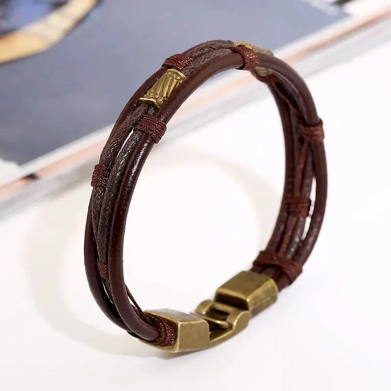 Retro Alloy Cowhide Woven Wrist Decoration Korean Version Minimalist Design For Men And Women The Wristband Is Not Adjustable
Retro Alloy Cowhide Woven Wrist Decoration Korean Version Minimalist Design For Men And Women The Wristband Is Not Adjustable