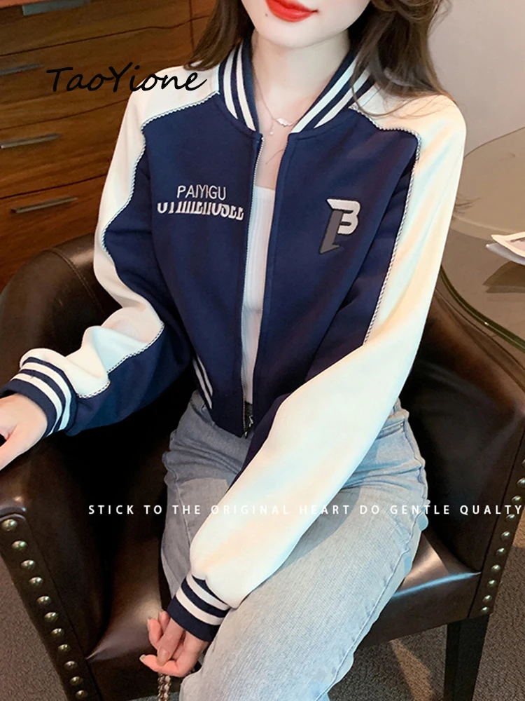 New 2024 American Fashion Autumn Embroidery Short Baseball Jacket Women Long Sleeve Women's Casual Coats Female Retro Outwear
New 2024 American Fashion Autumn Embroidery Short Baseball Jacket Women Long Sleeve Women's Casual Coats Female Retro Outwear