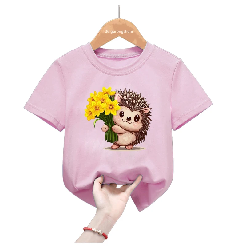 Cute Hedgehog Love Flowers Print Pink T Shirt For Girls Harajuku Kawaii Kids Clothes Summer Fashion Tops Tee Shirt
Cute Hedgehog Love Flowers Print Pink T Shirt For Girls Harajuku Kawaii Kids Clothes Summer Fashion Tops Tee Shirt