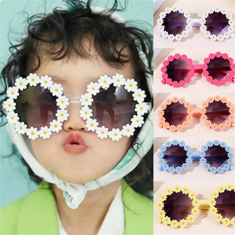 

Retro Fashion Daisy Sunglasses For Women Novel Round Frame Flower Sun Glasses Festival Party Disco Shades For Kids