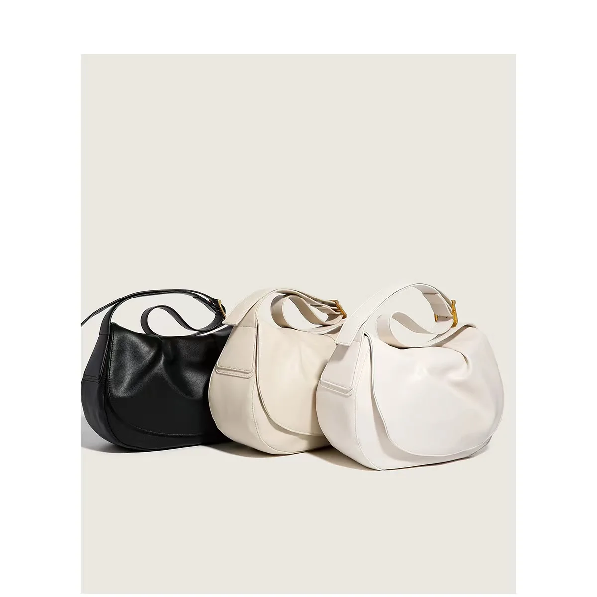 

New pleated armpit bag is trendy and versatile large-capacity shoulder bag niche design high-end texture saddle bag