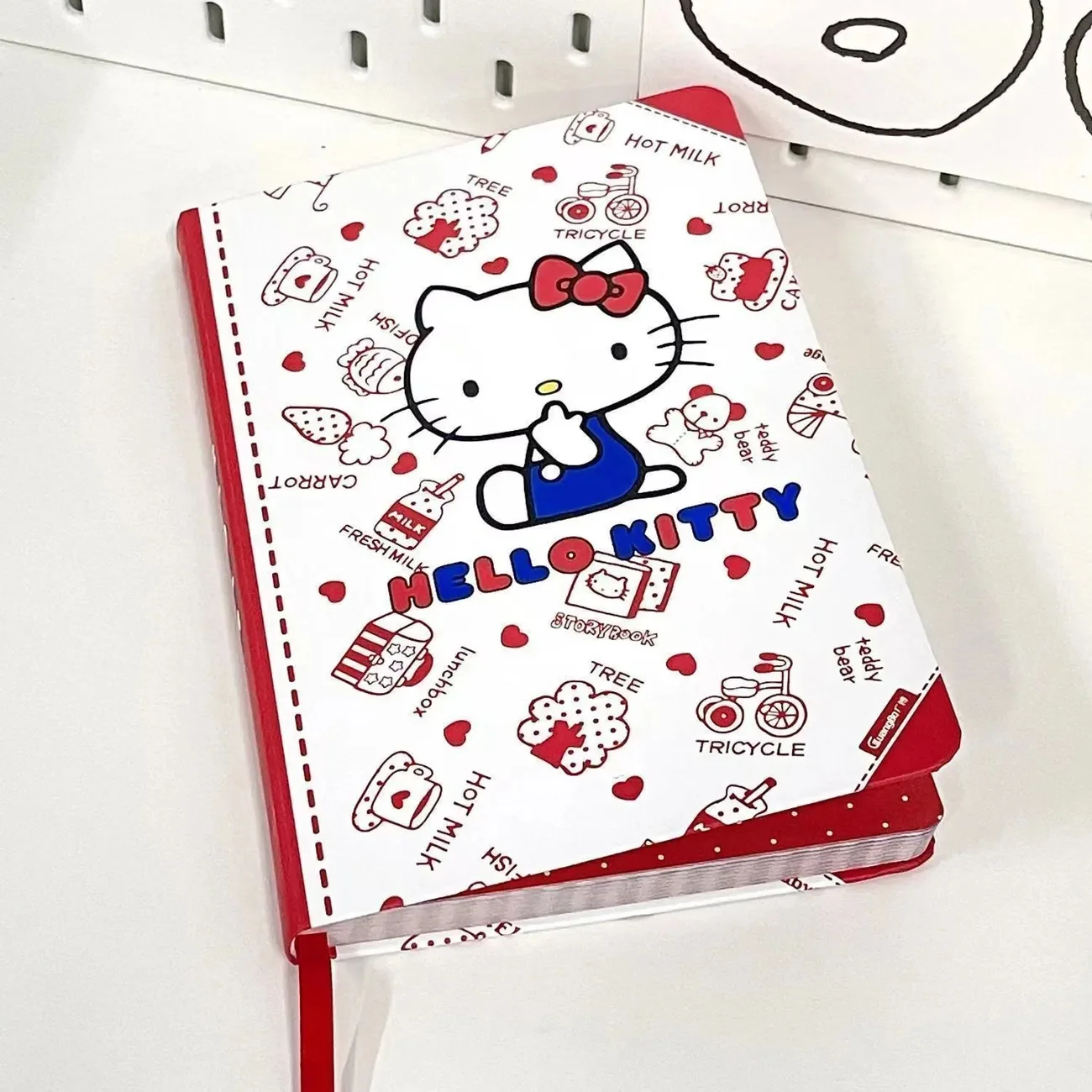 

Sanrio Hello kitty Notebook Good-looking Student Cute Girly Heart Hard Shell Coloring Page Learning Stationery Notepad Gift Toys