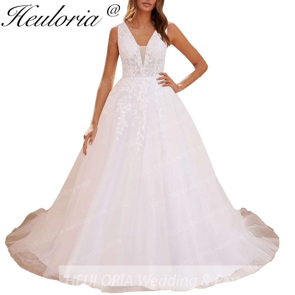 Elegant lace applique Boho Wedding Dress bride dress V neck plus size A line Wedding Bride Gown
Elegant lace applique Boho Wedding Dress bride dress V neck plus size A line Wedding Bride Gown