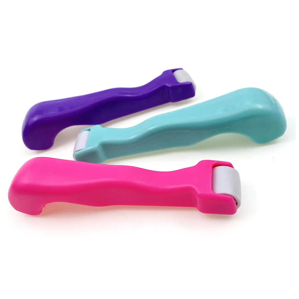 Quilting Seam Roller Hand Pressing Wheel Household Plastic Wallpaper Roller Sewing Tools For Quilting Sewing Print Ink Wallpaper
Quilting Seam Roller Hand Pressing Wheel Household Plastic Wallpaper Roller Sewing Tools For Quilting Sewing Print Ink Wallpaper