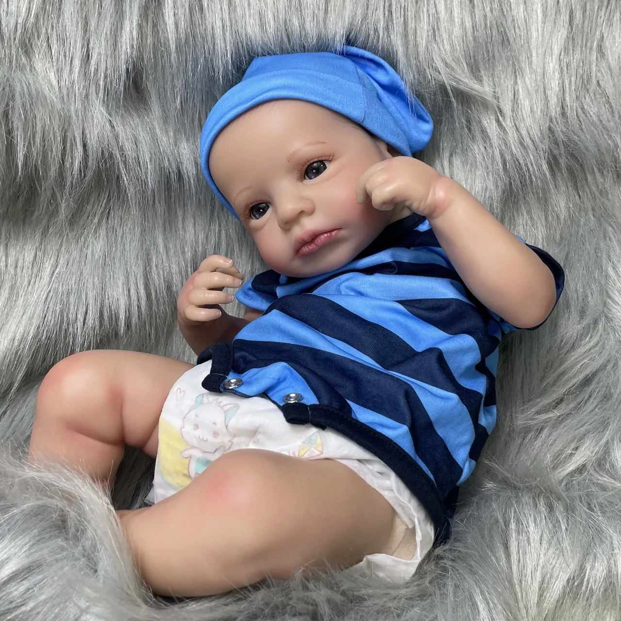 Реалистичная готовая кукла-Реборн, 50 см, LouLou бодрствование, мягкое прикосновение, мило, новорожденный с 3D окрашенной кожей, видимые вены, игрушечная Фигурка «сделай сам»
Реалистичная готовая кукла-Реборн, 50 см, LouLou бодрствование, мягкое прикосновение, мило, новорожденный с 3D окрашенной кожей, видимые вены, игрушечная Фигурка «сделай сам»