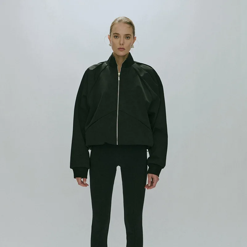 VC Padded Jacket Jacket Female 2023 Autumn and Winter New Casual Commuting Loose Zip High Collar Baseball Jacket Coat
VC Padded Jacket Jacket Female 2023 Autumn and Winter New Casual Commuting Loose Zip High Collar Baseball Jacket Coat