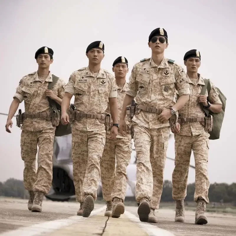 Korea Military uniform Descendants of the Sun Song Joong Ki Yoo Si Jin camouflage clothing
Korea Military uniform Descendants of the Sun Song Joong Ki Yoo Si Jin camouflage clothing