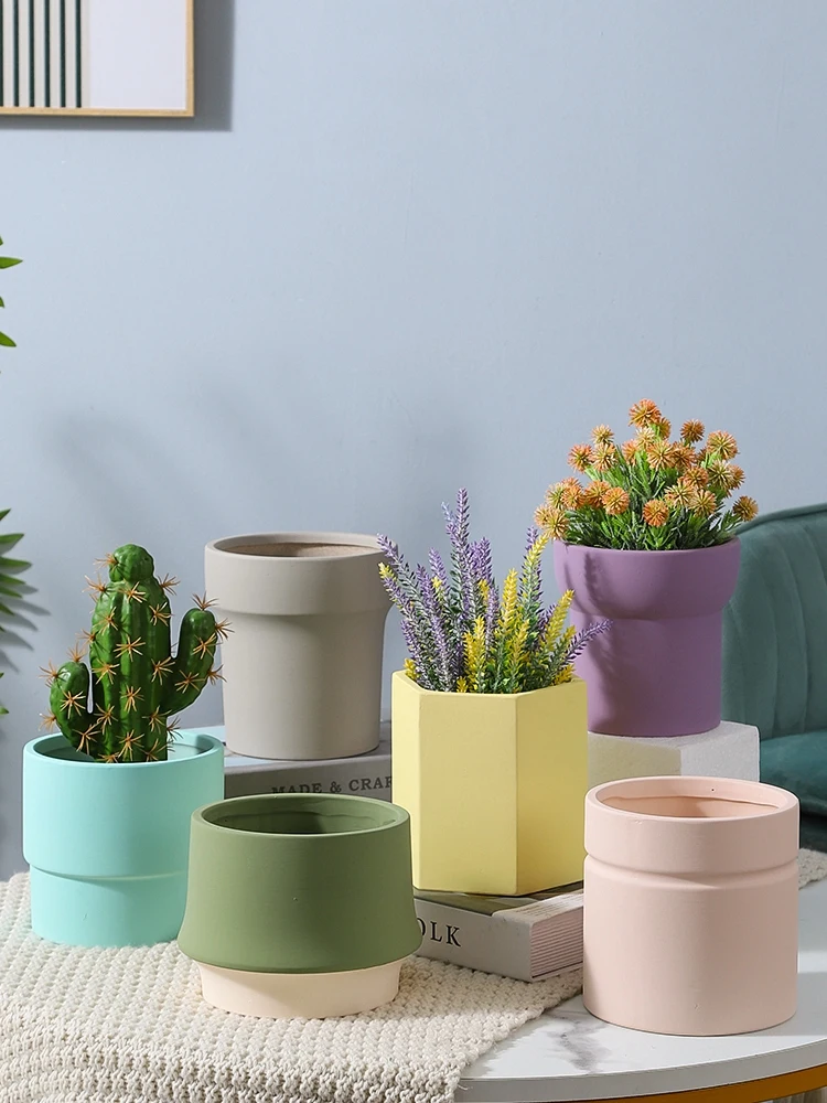 1pc Ceramic Solid Color Flowerpot Geometric Flat Flowerpot Green Plant Flowers Succulent Potted Plant Holder Hole in the Bottom
1pc Ceramic Solid Color Flowerpot Geometric Flat Flowerpot Green Plant Flowers Succulent Potted Plant Holder Hole in the Bottom