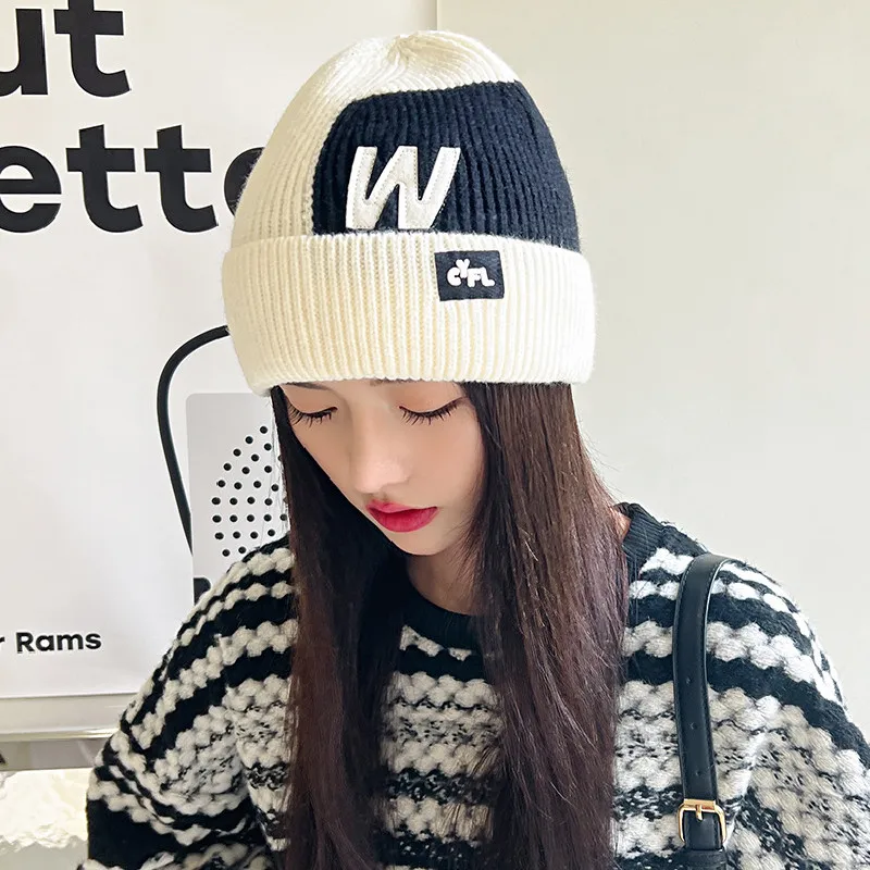 

Beanies For Woman Winter Letter Warm Knitted Hats Girls Cashmere Solid Lable Bonnets Lady's Outdoor Thick Skullies Cap Femme