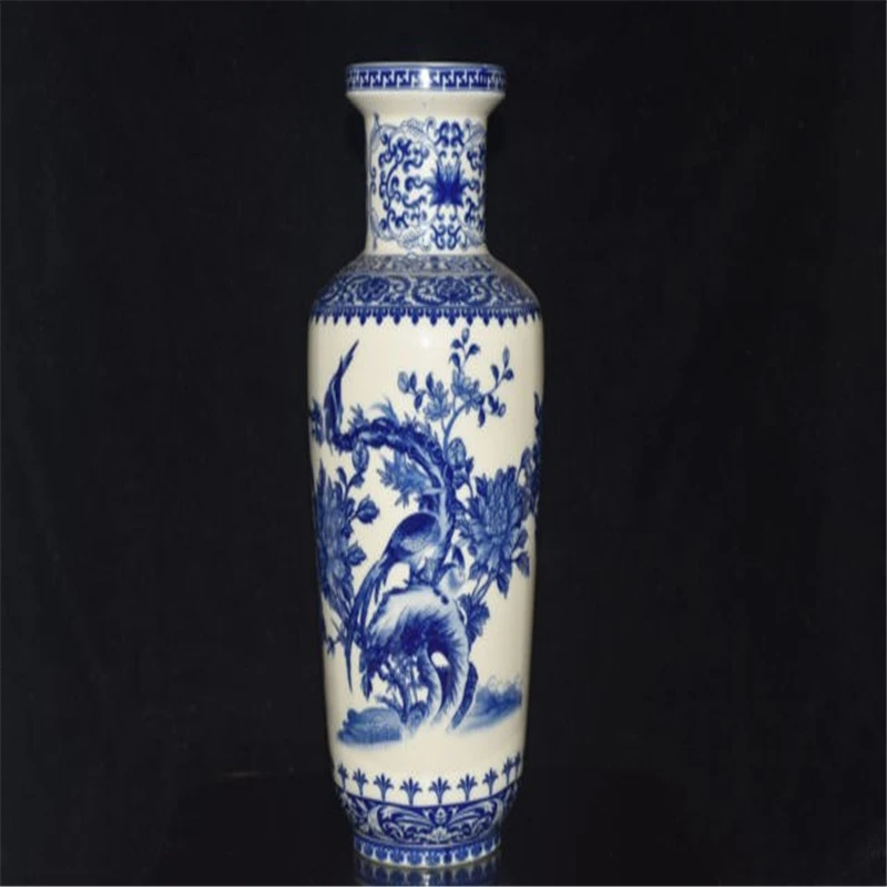 Handmade Porcelain Vase with Qianlong Mark, Blue and White Porcelain, Classical, Chinese
Handmade Porcelain Vase with Qianlong Mark, Blue and White Porcelain, Classical, Chinese