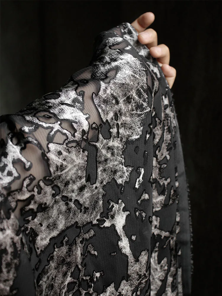 

Niche Soft Yarn See-through Black Jacquard Texture Fabric High-Precision Formal Dress Designer