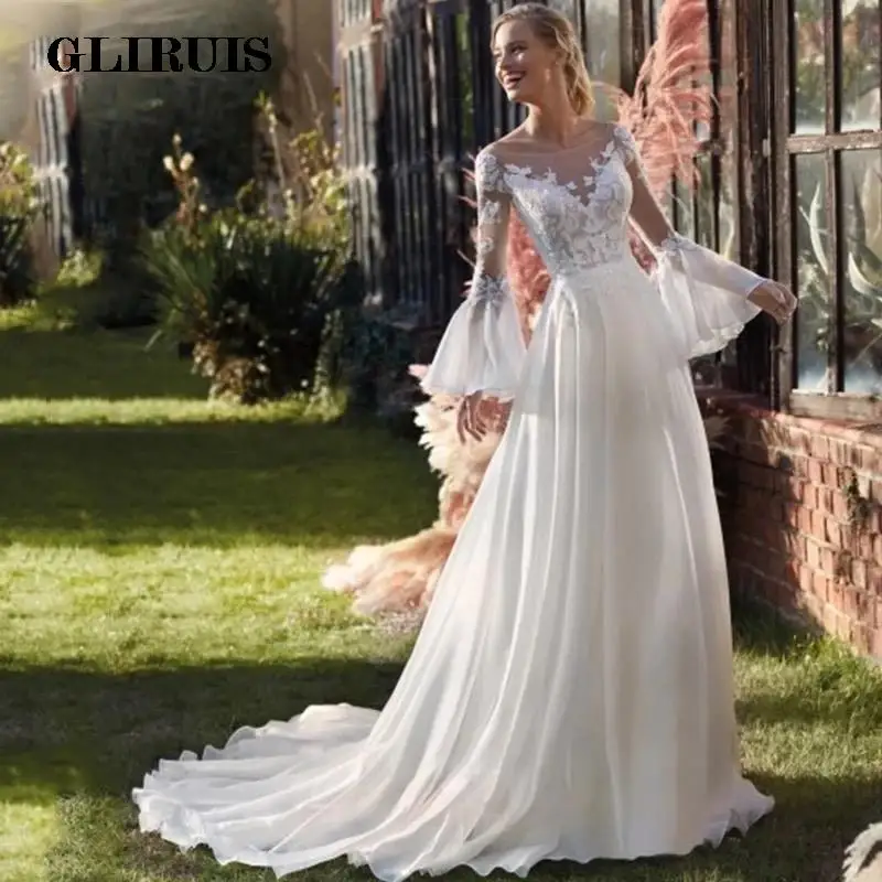 

2022 Long Sleeve Wedding Dresses Sweep Train A-Line Sheer Scoop Neck Lace Appliques Chiffon Bridal Gown Button Backless