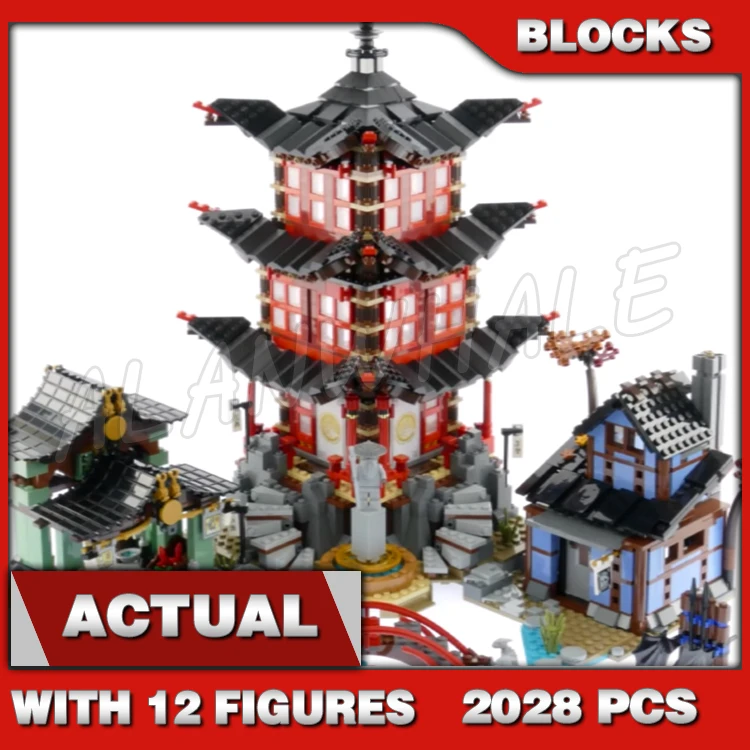 2028 шт., набор строительных блоков Shinobi Temple of Airjitzu, деревня, черная мастерская, контрабандисты, рынок 10427, совместимы с моделью
2028 шт., набор строительных блоков Shinobi Temple of Airjitzu, деревня, черная мастерская, контрабандисты, рынок 10427, совместимы с моделью