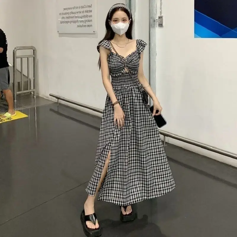 Korea Fashion Sleeveless Plaid Maxi Dress Women Square Collar Short Puff Sleeve Side Split A-line Dresses Long Sundress Robe
Korea Fashion Sleeveless Plaid Maxi Dress Women Square Collar Short Puff Sleeve Side Split A-line Dresses Long Sundress Robe