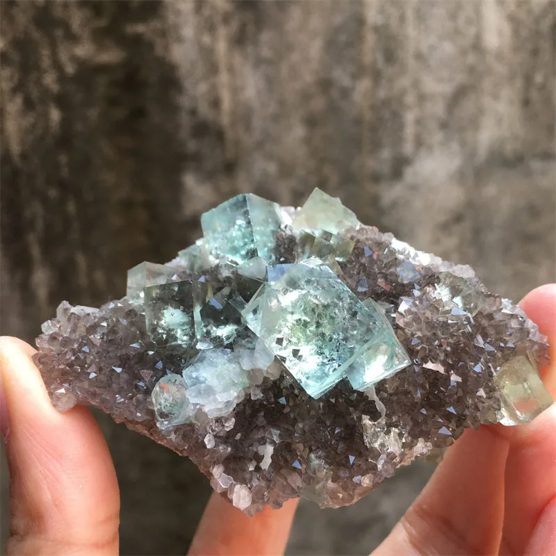 Real Natural Rare Green Fluorite Cube Specimen Mineral With Crystal Quartz Cluster Healing Stone Feng Shui Crystal Room Decor 2
Real Natural Rare Green Fluorite Cube Specimen Mineral With Crystal Quartz Cluster Healing Stone Feng Shui Crystal Room Decor 2