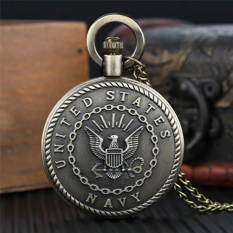 

Classical Clock Full Hunter Engraved Eagle United States Theme Design Unisex Quartz Pocket Watch Necklace Pendant Chain Reloj