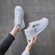Spring and Autumn New Women's Vulcanized Shoes Solid Color Round Toe Flat Low Shoes Outdoor Non-slip Comfortable Casual Shoes
Spring and Autumn New Women's Vulcanized Shoes Solid Color Round Toe Flat Low Shoes Outdoor Non-slip Comfortable Casual Shoes