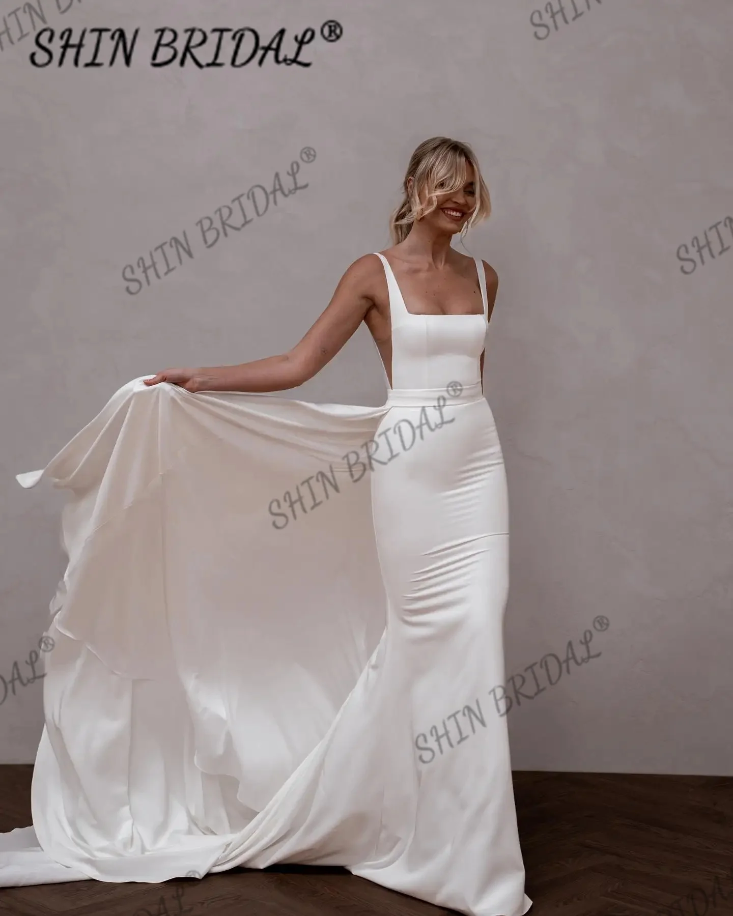 Modern Wide Straps Scoop Neckline Mermaid Wedding Dress Detachable Train Custom Made Gowns 2024 Vestido De Noival robe de mariée 
Modern Wide Straps Scoop Neckline Mermaid Wedding Dress Detachable Train Custom Made Gowns 2024 Vestido De Noival robe de mariée