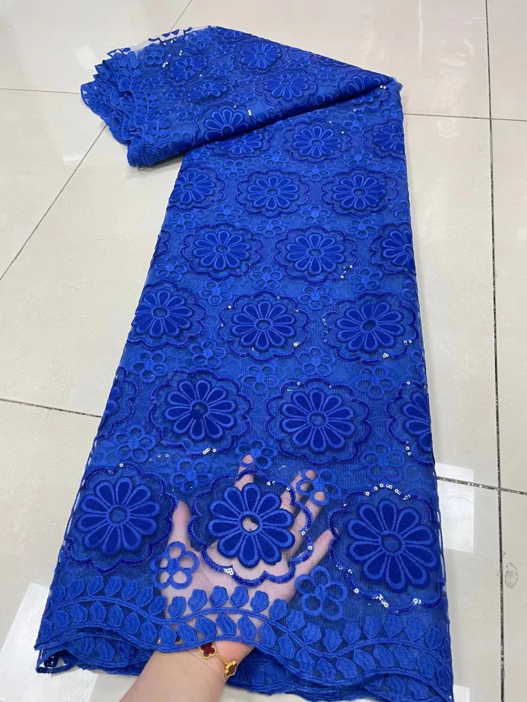 Royal Blue French 3DFloating Flower Embroiderey Lace Fabric 5 Yards 2023 High Quality African Sequins Fabric For Wedding Dresses
Royal Blue French 3DFloating Flower Embroiderey Lace Fabric 5 Yards 2023 High Quality African Sequins Fabric For Wedding Dresses