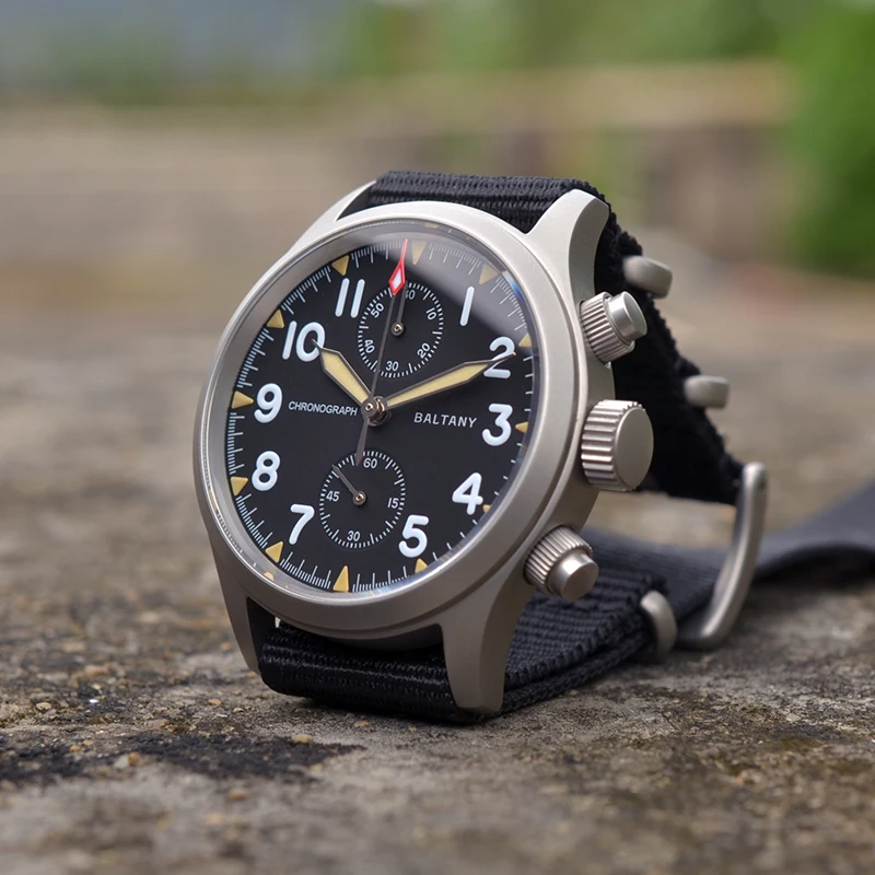 

Baltany Quartz Watch for Men VK61 Movement 100m Waterproof Luminous Sapphire Vintage Military Style Pilot Chronograph Wristwatch