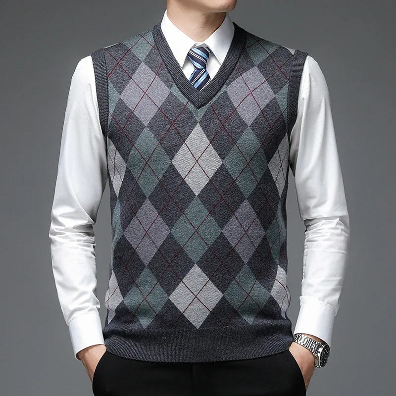 5 Colors! Men's Autumn and Winter V-neck with Wool Vest Sleeveless Knit Sweater Checker Printing Vest Sweaters
5 Colors! Men's Autumn and Winter V-neck with Wool Vest Sleeveless Knit Sweater Checker Printing Vest Sweaters