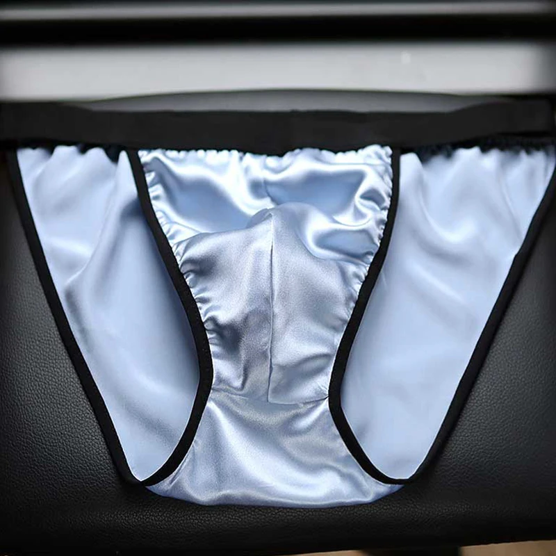 Glossy Men's Black Low Waist Thong Briefs Lingeries Plus Size Sexy See Through Party Club Underwear Panties
Glossy Men's Black Low Waist Thong Briefs Lingeries Plus Size Sexy See Through Party Club Underwear Panties