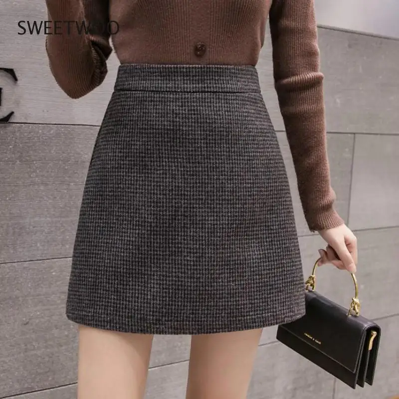 New Fashion Plaid A-Line Mini Skirt Women Autumn Winter High Waist Woolen Skirt Female Casual All-match Basic Short Skirt
New Fashion Plaid A-Line Mini Skirt Women Autumn Winter High Waist Woolen Skirt Female Casual All-match Basic Short Skirt