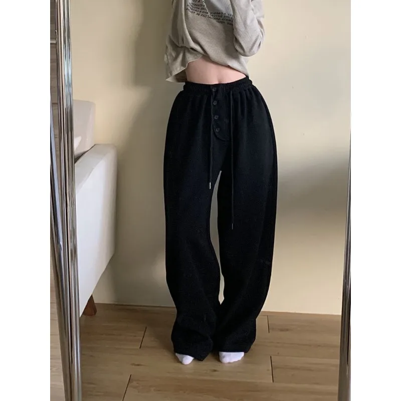 Deeptown Baddie Streetwear Women's Sweatpants Winter Kpop Oversized Harajuku Casual Joggers Pants Vintage Grunge 90s Aesthetic
Deeptown Baddie Streetwear Women's Sweatpants Winter Kpop Oversized Harajuku Casual Joggers Pants Vintage Grunge 90s Aesthetic