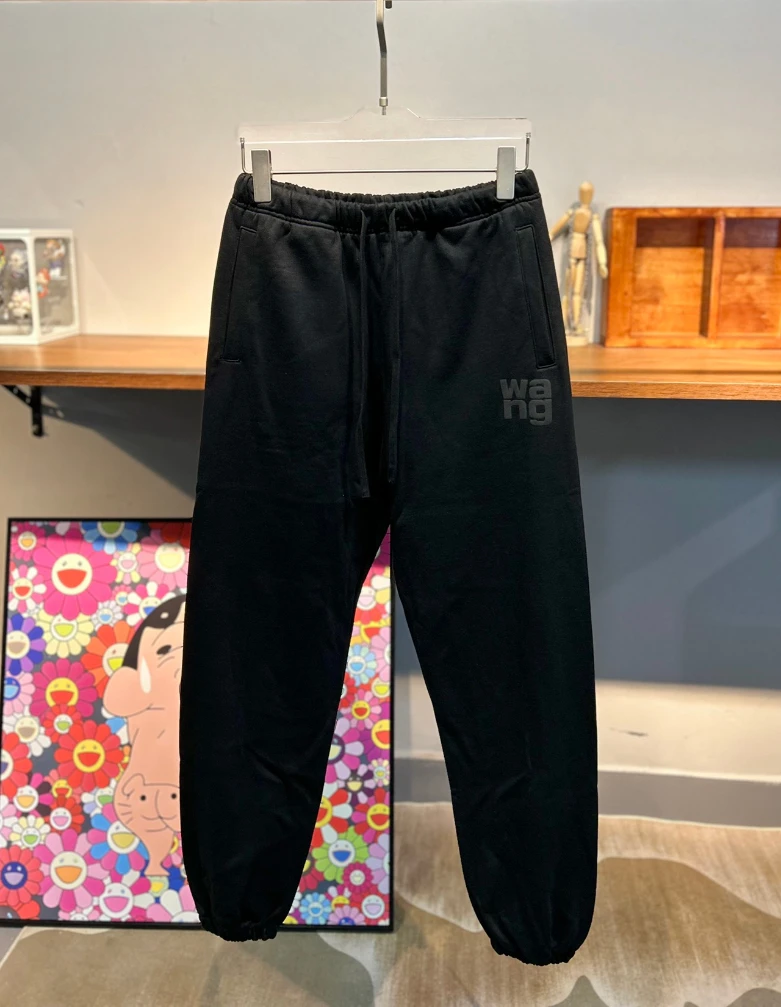 157025 Fashion Classic Trendy Luxury Design New Casual Letter Strap Sports Pocket Pants Unisex Female A2
157025 Fashion Classic Trendy Luxury Design New Casual Letter Strap Sports Pocket Pants Unisex Female A2