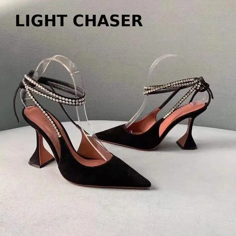 Spring New Pointed Toe Stiletto Medium-heel Shoes Back Empty Toe Women's Sandals High-heeled Shoes Rhinestone Strap Women Shoes 
Spring New Pointed Toe Stiletto Medium-heel Shoes Back Empty Toe Women's Sandals High-heeled Shoes Rhinestone Strap Women Shoes