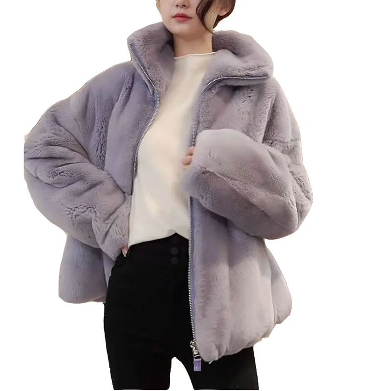 Women Korean Version Loose Thick Women Fur Coat 2023 New Warm Fashion Imitation Rex Rabbit Fur Stand Collar Women Fur Coat
Women Korean Version Loose Thick Women Fur Coat 2023 New Warm Fashion Imitation Rex Rabbit Fur Stand Collar Women Fur Coat