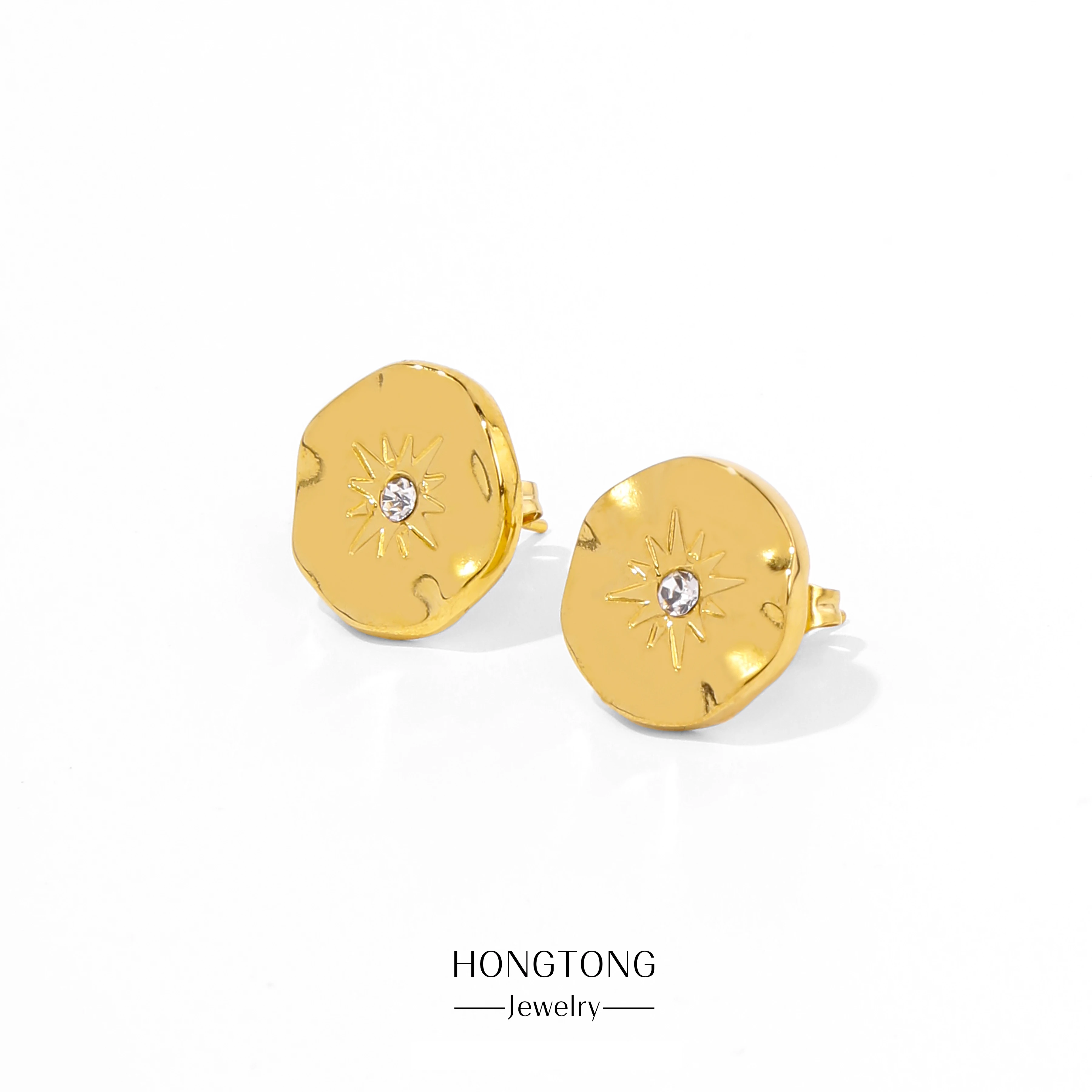 

HONGTONG Metalic Stud Earrings For Women High Quality Stainless Steel Jewelry 18K Gold Plated Charm Accessories Wholesale