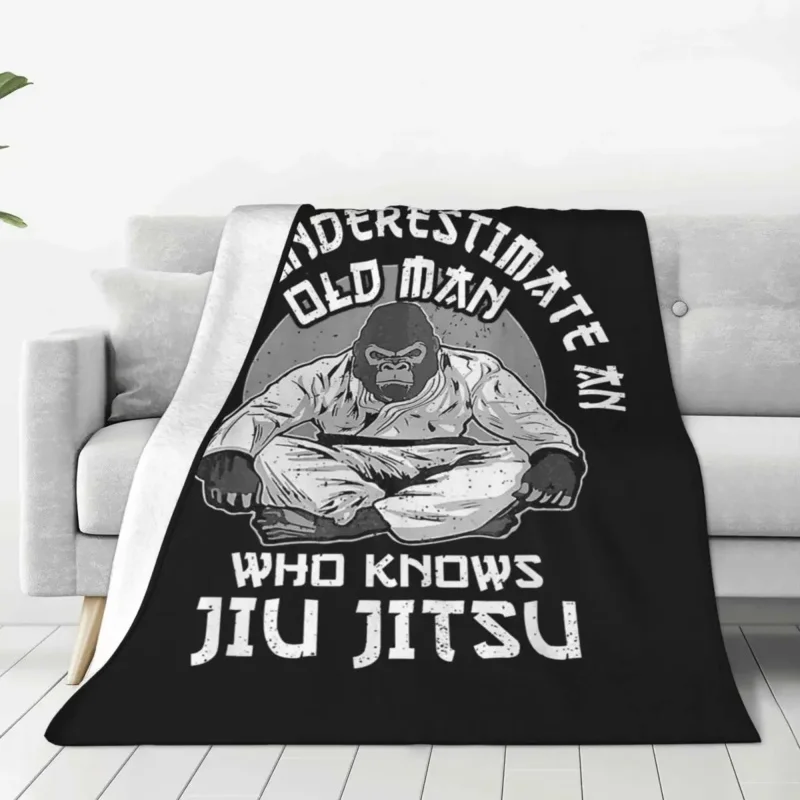 Jiu Jitsu обезьяна BJJ плюшевое винтажное теплое одеяло для украшения покрывала
Jiu Jitsu обезьяна BJJ плюшевое винтажное теплое одеяло для украшения покрывала