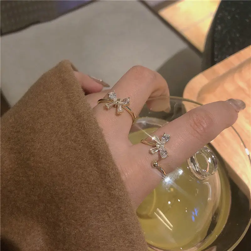Super flash butterfly opening ring female exquisite zircon niche design light luxury premium versatile index finger ring
Super flash butterfly opening ring female exquisite zircon niche design light luxury premium versatile index finger ring