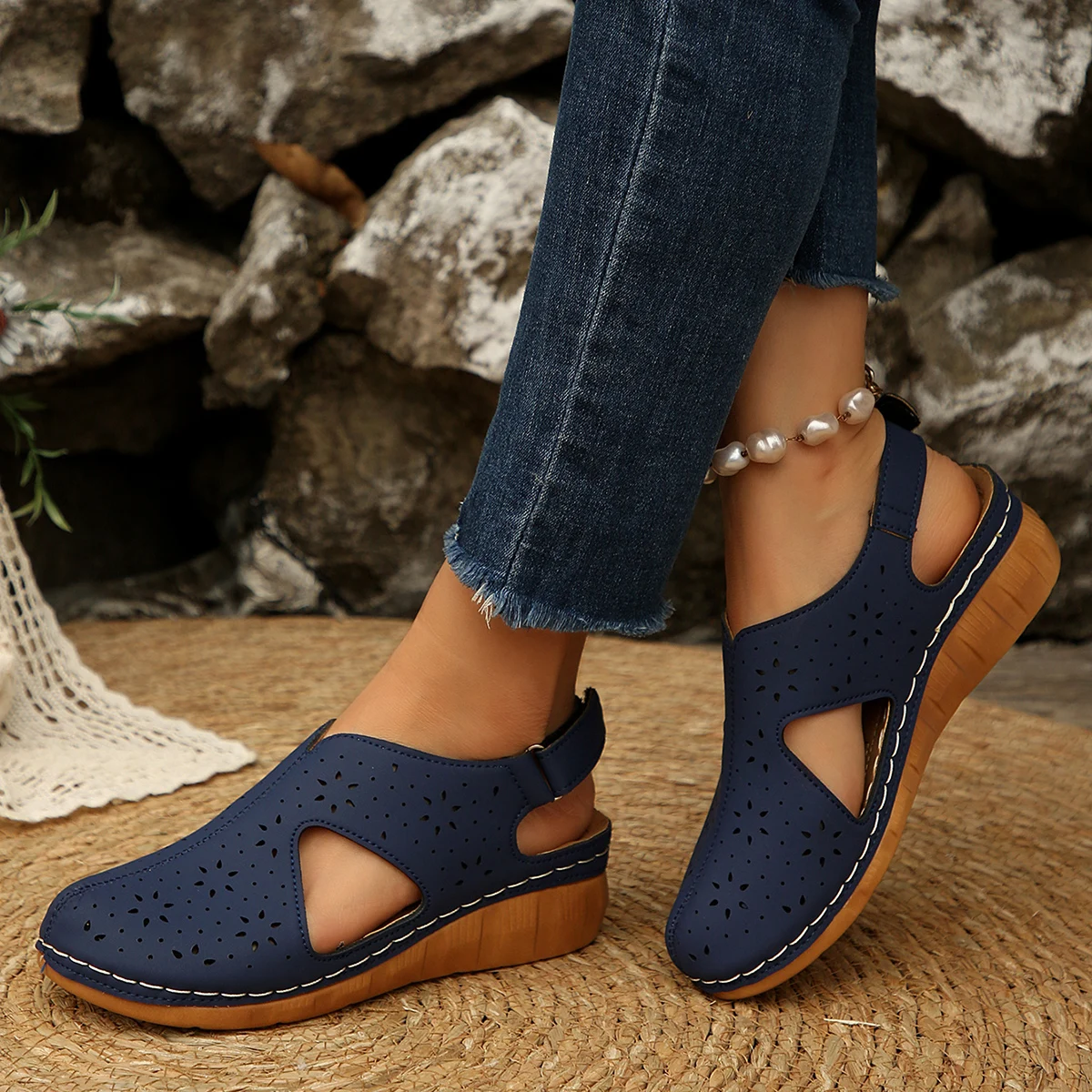 Vintage Women's Wedge Sandals Summer Hollow Out Slingback Casual Cutout Leather Shoes for Ladies 19 S71d9f5d28e7243fd8e95b1ac15e5a8cbE