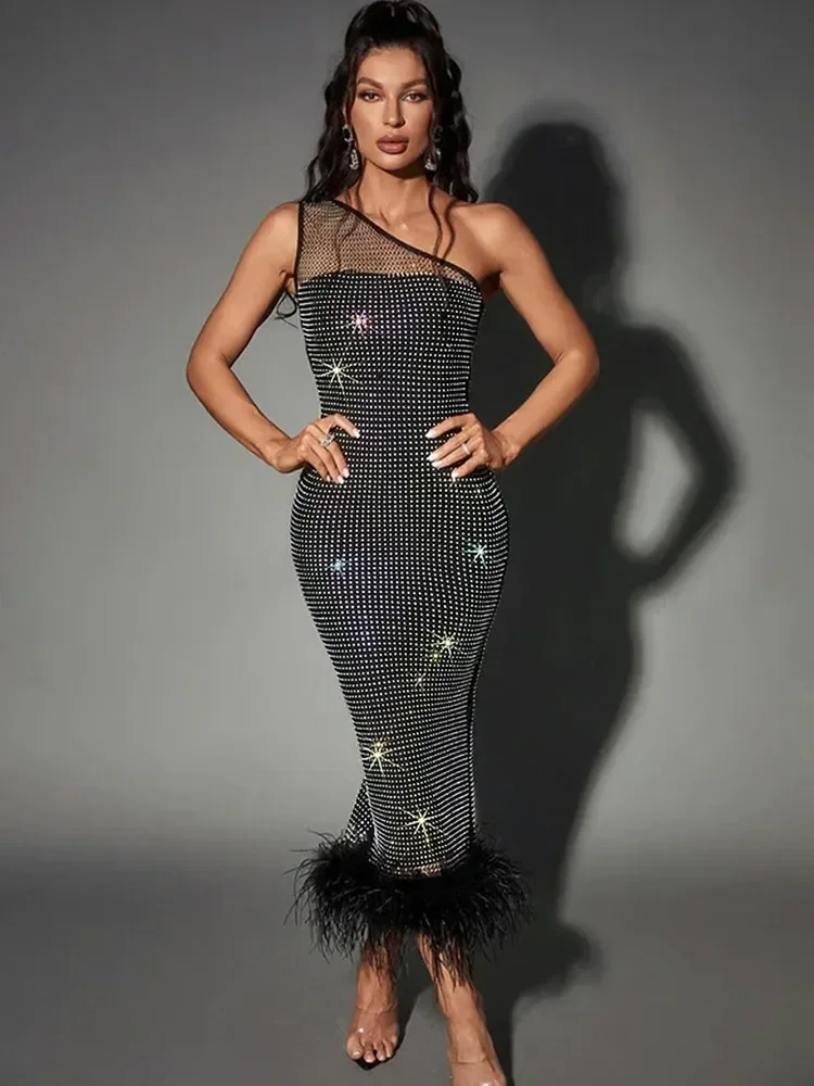 2023 Elegant One Shoulder Feathers Nightclub Birthday Long Dress Women's Luxury Sparkly Diamonds Rhinestone Evening Prom Robe
2023 Elegant One Shoulder Feathers Nightclub Birthday Long Dress Women's Luxury Sparkly Diamonds Rhinestone Evening Prom Robe