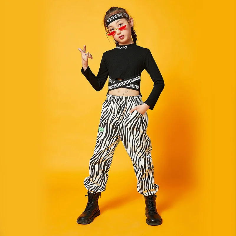 Street Dance Girls Sweatshirt Stripe Pants Hip Hop Kids Crop Top Clothing Sets Child Stage Outfits Teen Jazz Costumes Dancewear 
Street Dance Girls Sweatshirt Stripe Pants Hip Hop Kids Crop Top Clothing Sets Child Stage Outfits Teen Jazz Costumes Dancewear